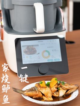 受生活：我与乐小美的日常麻将胡了从快乐烹饪到享(图2)
